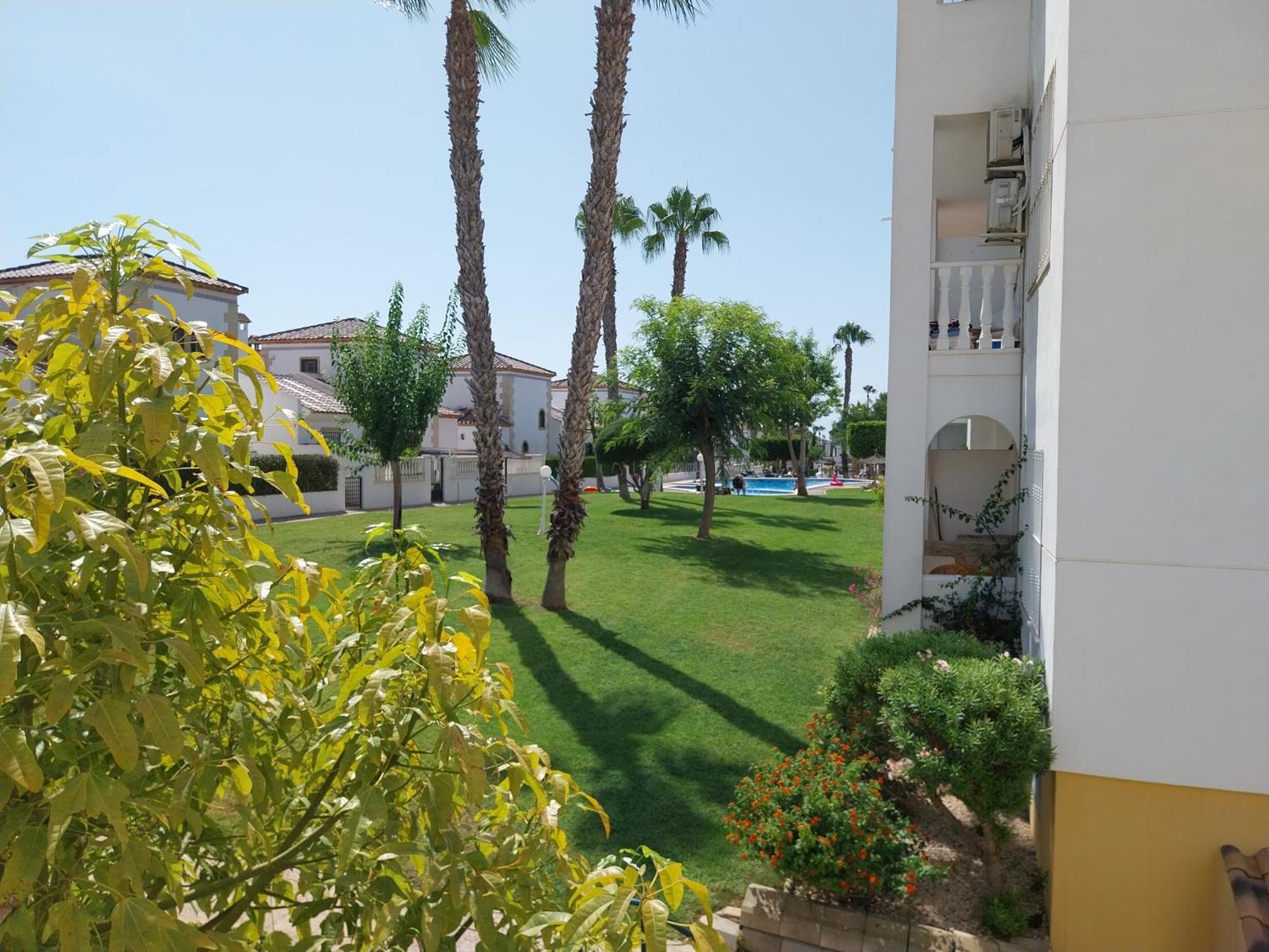 Charming Apartment In Front Of Villamartin Golf And Plaza Ngoại thất bức ảnh