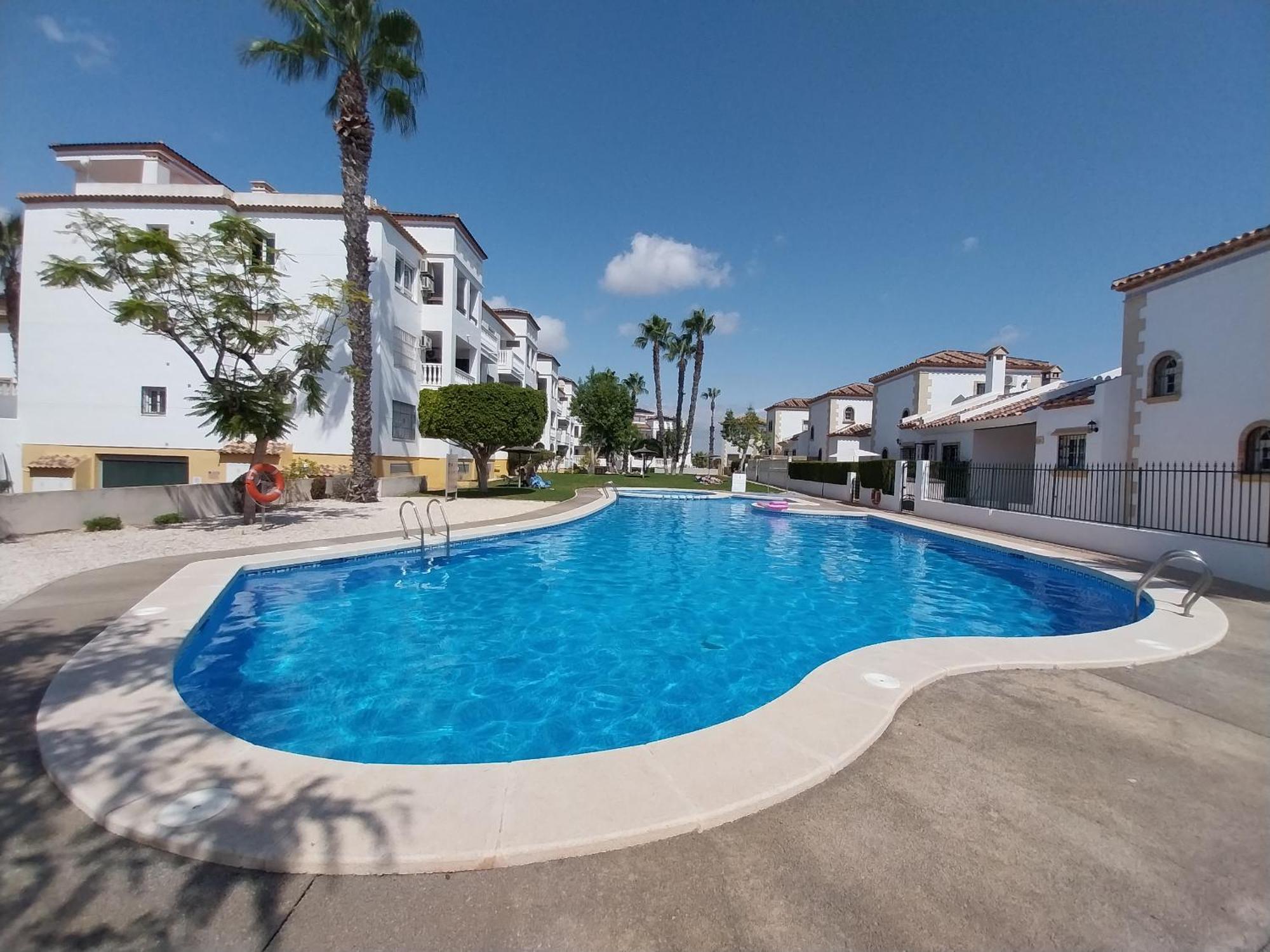 Charming Apartment In Front Of Villamartin Golf And Plaza Ngoại thất bức ảnh